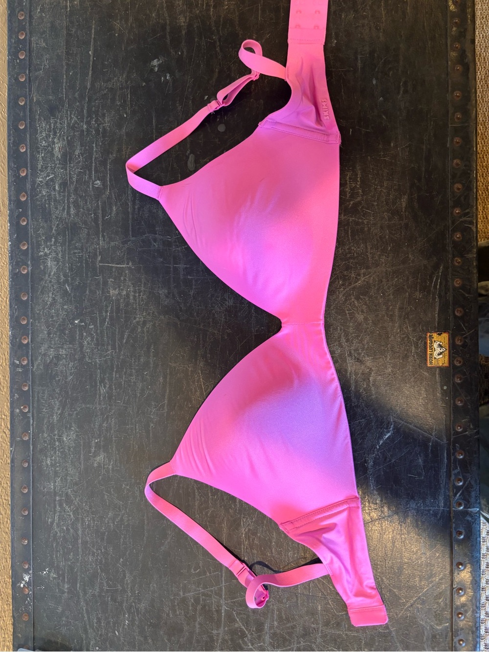 SKIMS Bright Pink Molded Bra (no underwire)